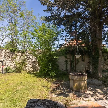 Casa Del Minatore بيت للعطل Siveric